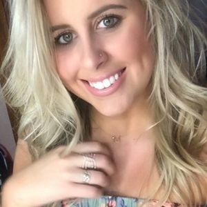 Meet your Posher, Meaghan